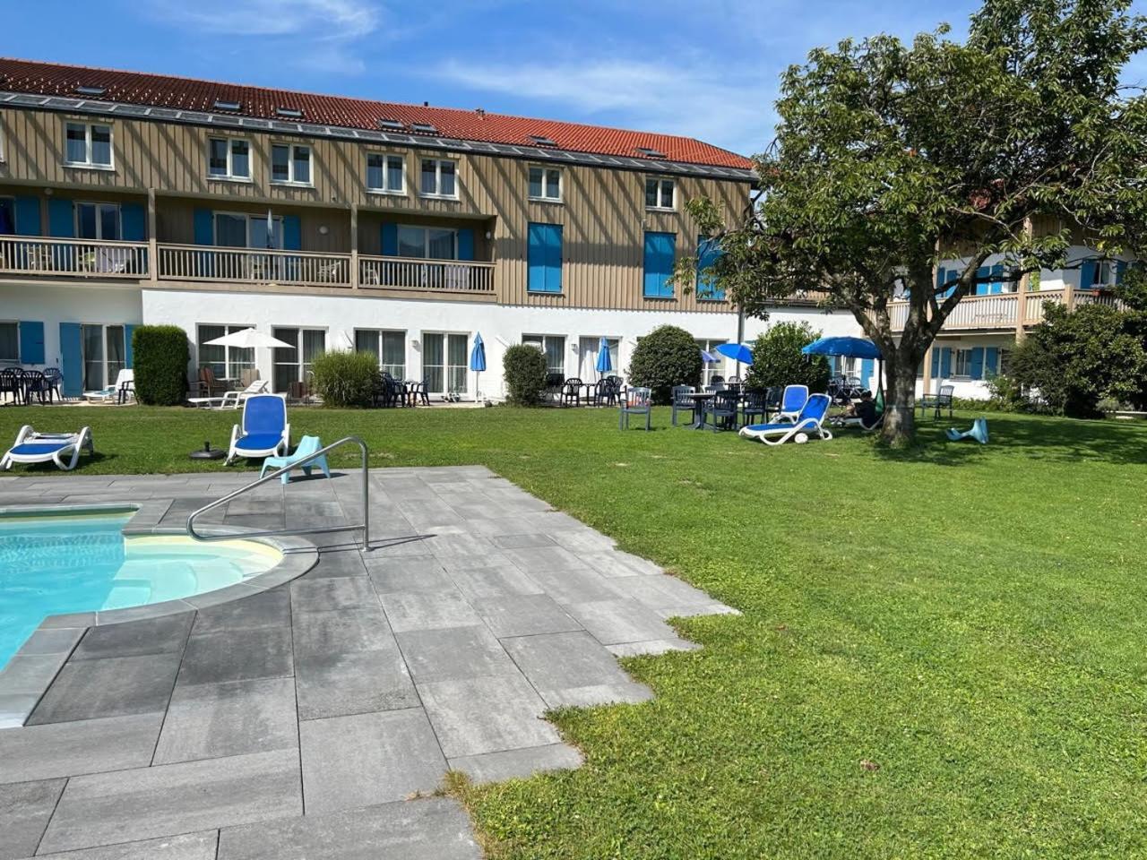 Gabi Mit Pool Und Sauna Уберзее Экстерьер фото